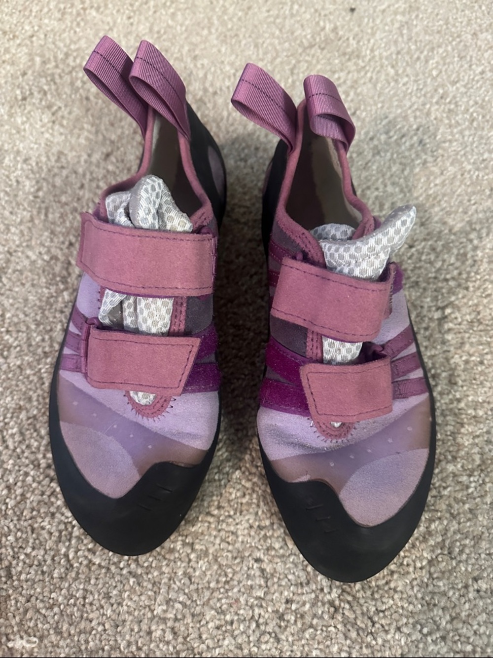 Butora women’s purple rock climbing shoes.